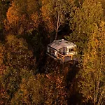 Eira Glamping - Romantic, Ocean View, Fire Pit Campingplasser