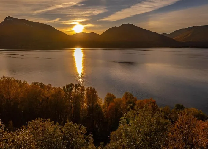 Eira Glamping - Romantic, Ocean View, Fire Pit Kemping Stornes