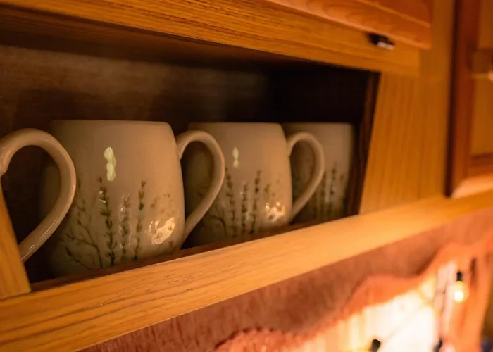 Eira Glamping - Romantic, Ocean View, Fire Pit Kemping 5*