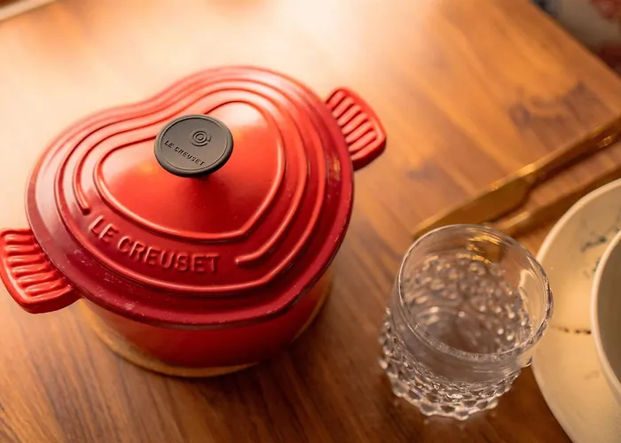 Eira Glamping - Romantic, Ocean View, Fire Pit Kemping