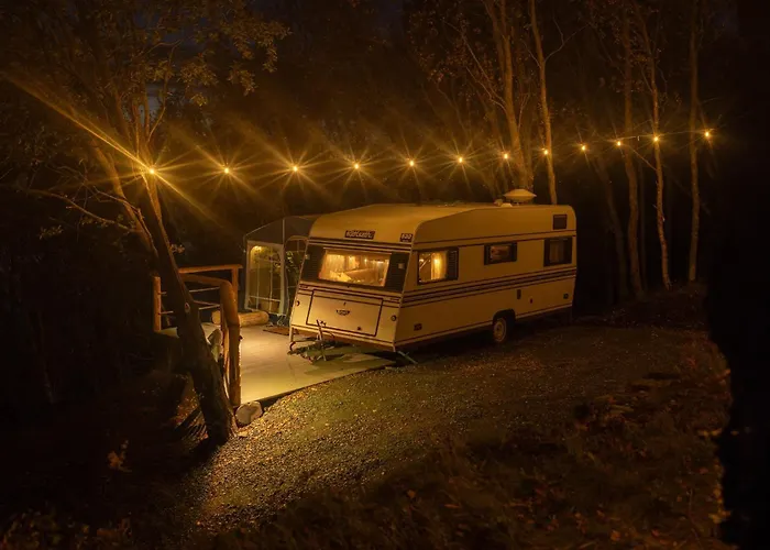 Kemping Eira Glamping - Romantic, Ocean View, Fire Pit 5*