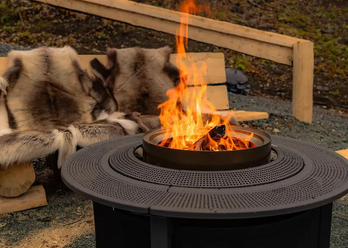 Eira Glamping - Romantic, Ocean View, Fire Pit 5* Stornes