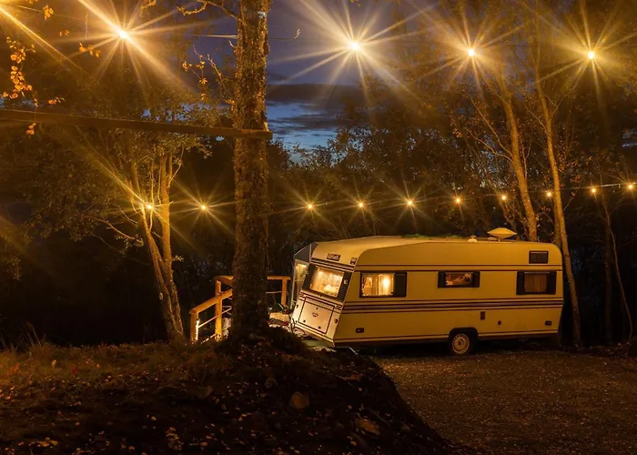 Kemping Eira Glamping - Romantic, Ocean View, Fire Pit Stornes