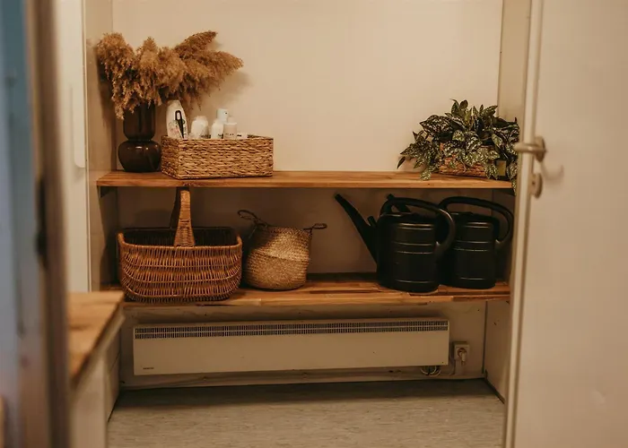 Kemping Eira Glamping - Romantic, Ocean View, Fire Pit Stornes